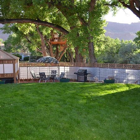 Rustic Retreat Moab Townhome With Grill And Fire Pit Eksteriør bilde